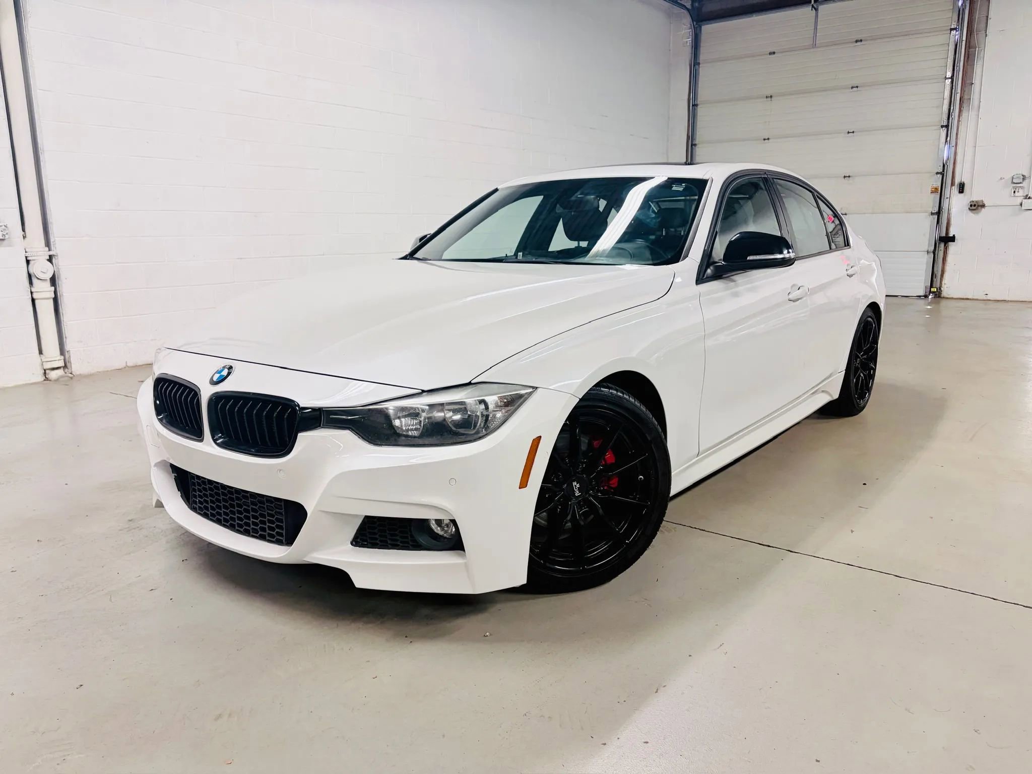 Used 2013 BMW 328i Sedan RWD image 1