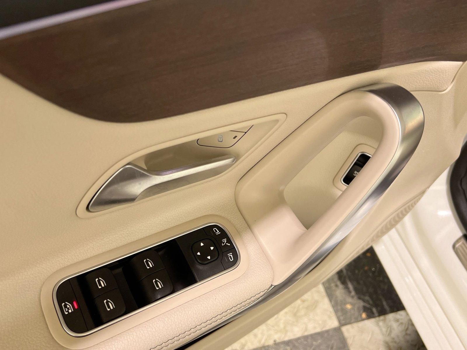 Used 2022 Mercedes-Benz A 220 4MATIC image 30