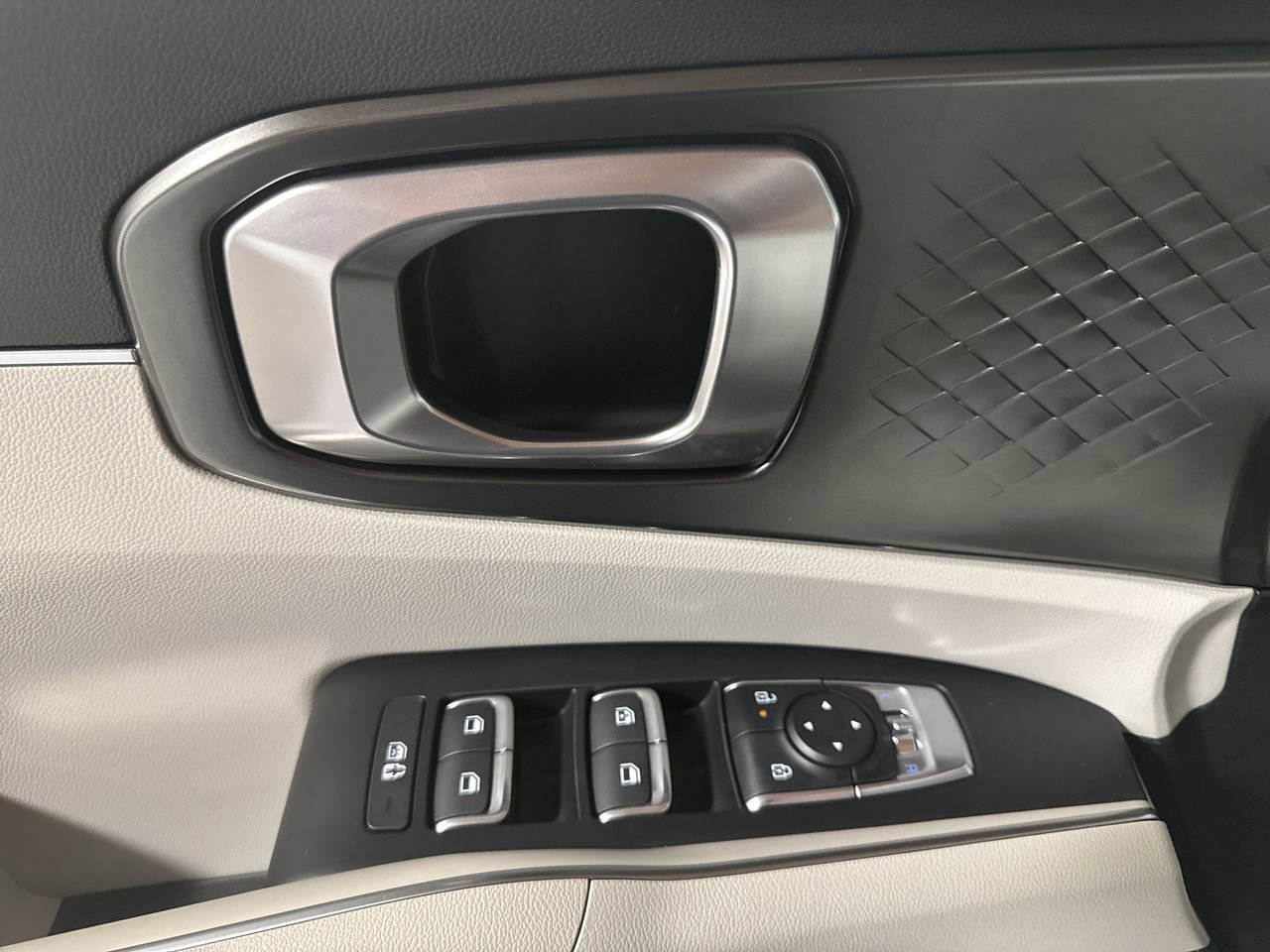 New 2025 Kia Sorento EX image 17