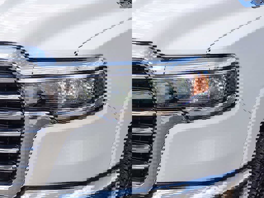 Certified 2025 RAM 1500 Laramie image 8