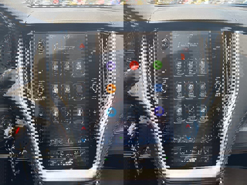 Certified 2025 Subaru Legacy Premium image 12