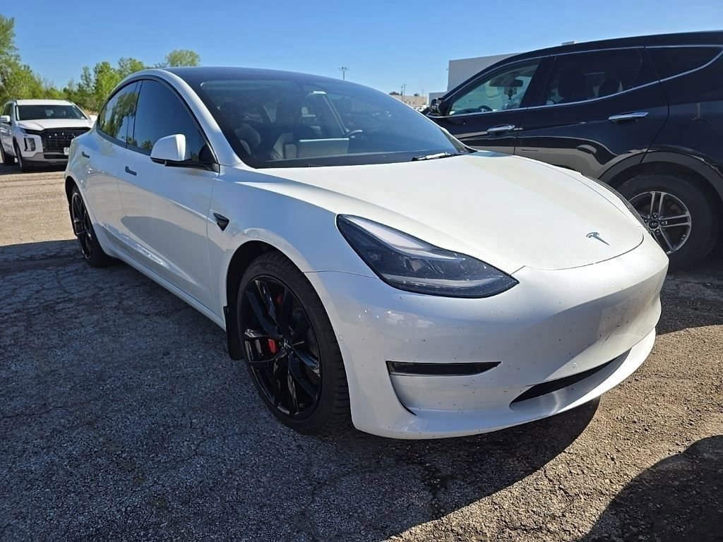 Used 2022 Tesla Model 3 Performance image 2