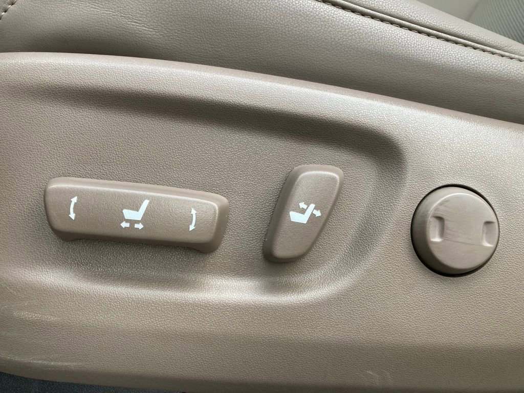 Used 2023 Lexus GX 460 Premium AWD/4WD image 13