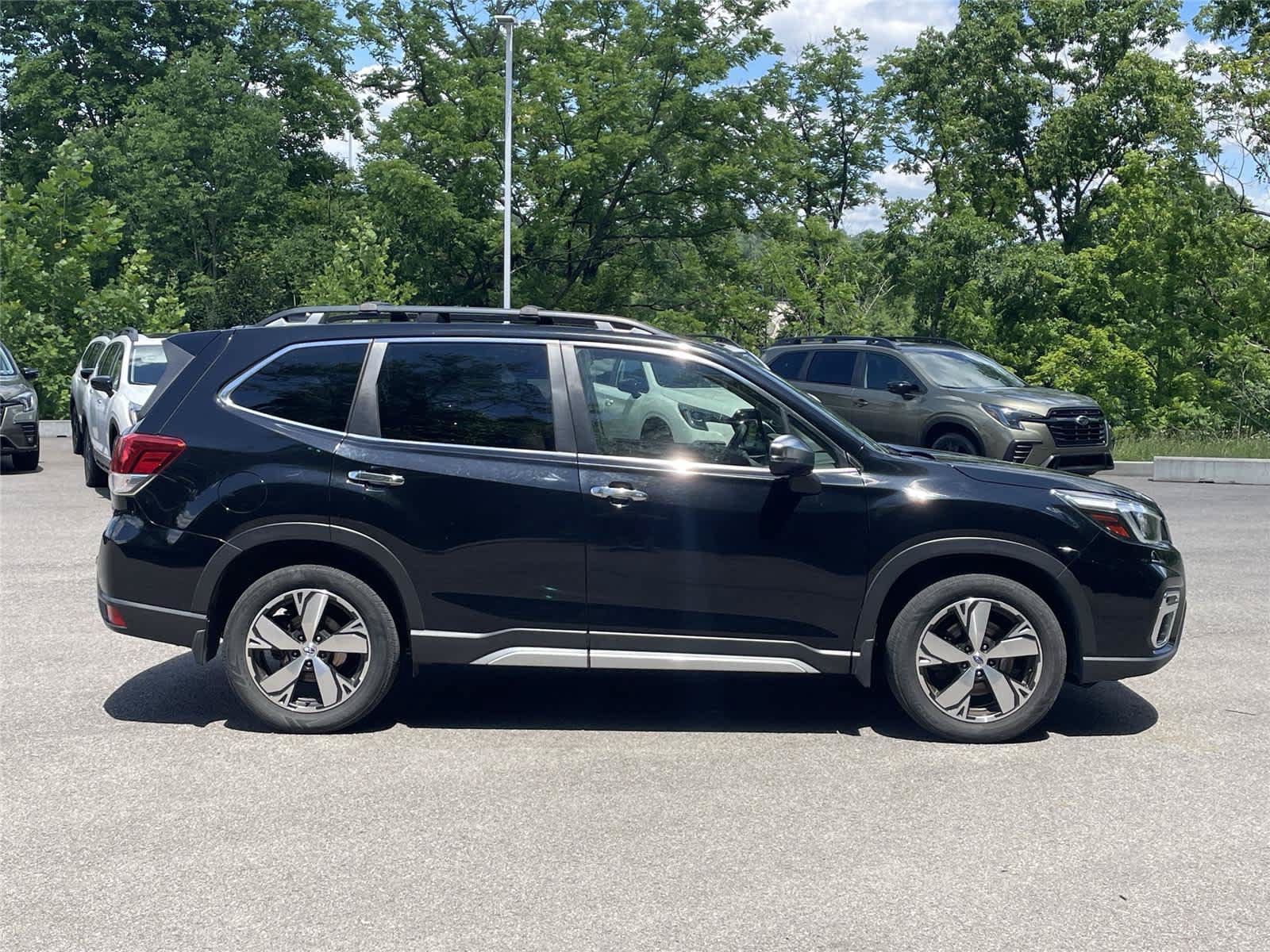 Used 2019 Subaru Forester Touring AWD/4WD image 6