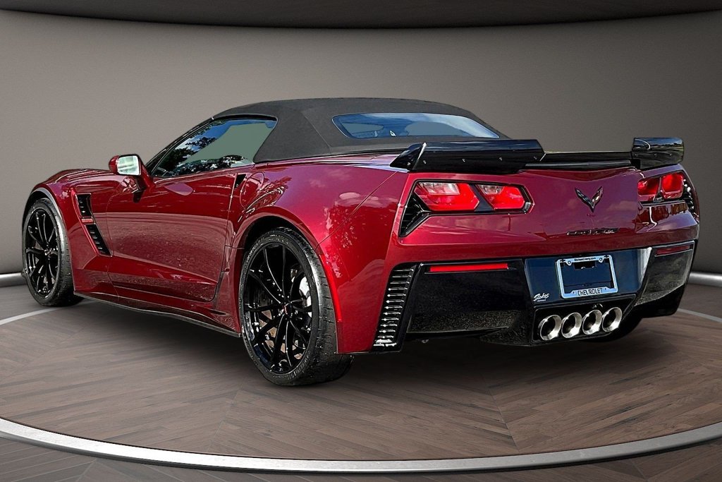 Used 2019 Chevrolet Corvette Grand Sport RWD image 4