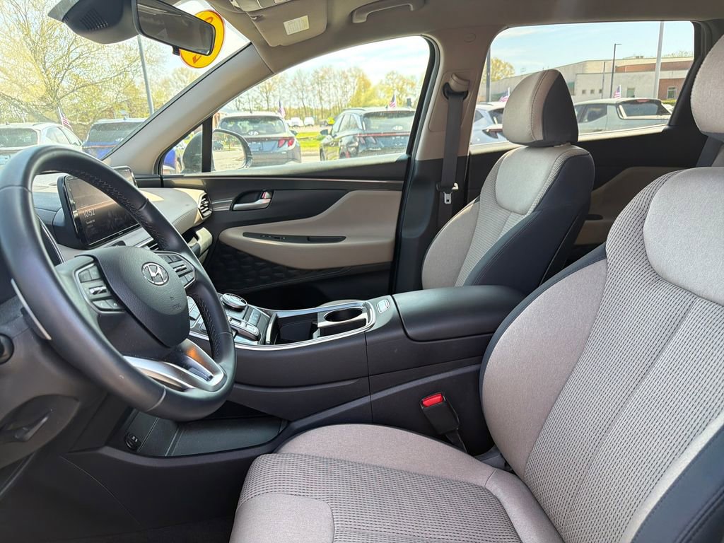 Certified 2023 Hyundai Santa Fe SEL w/ Cargo Package AWD/4WD image 13