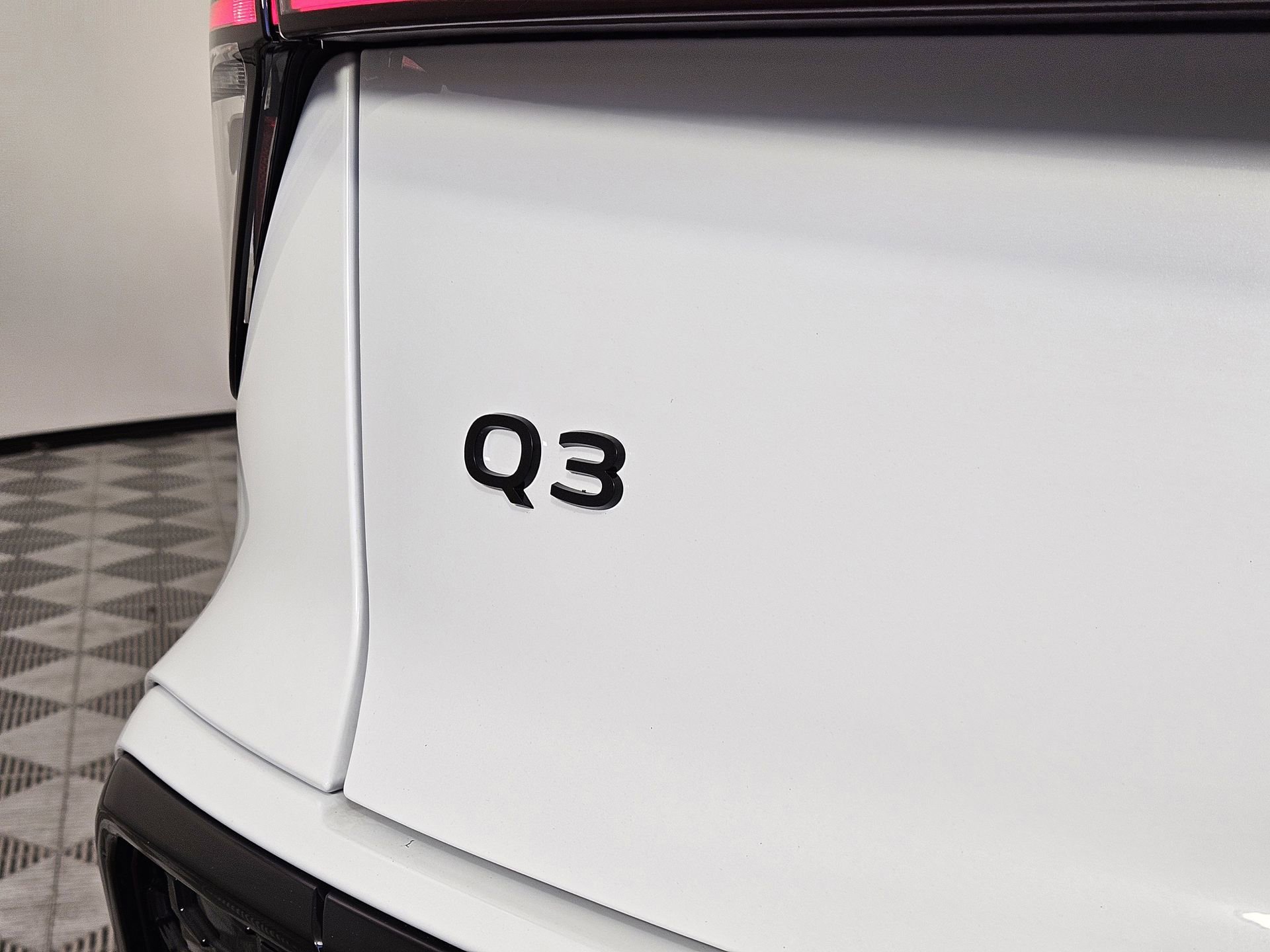 New 2026 Audi Q3 quattro 2.0T AWD/4WD image 9