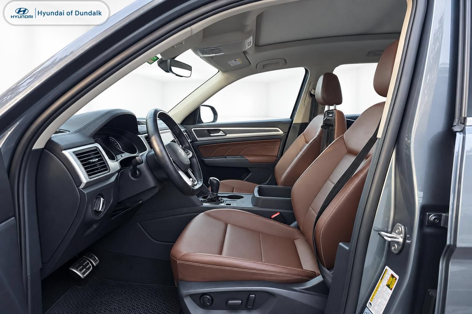 Used 2021 Volkswagen Atlas SE w/ Panoramic Sunroof Package FWD image 7