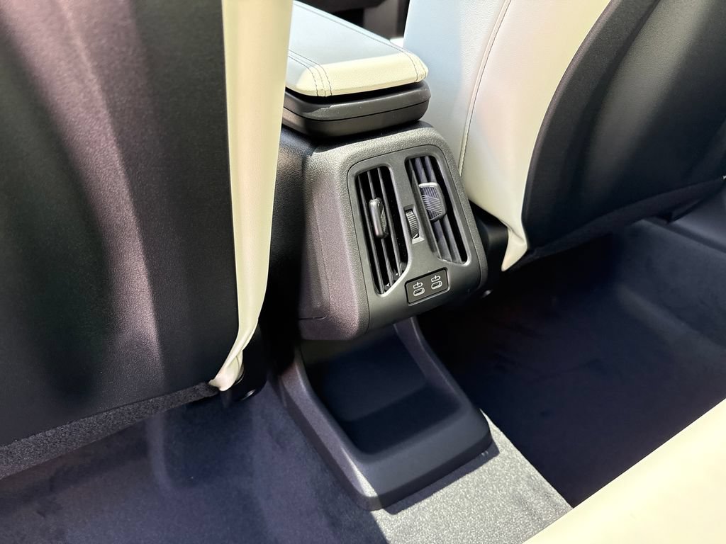 New 2026 BMW X1 M35i AWD/4WD image 21