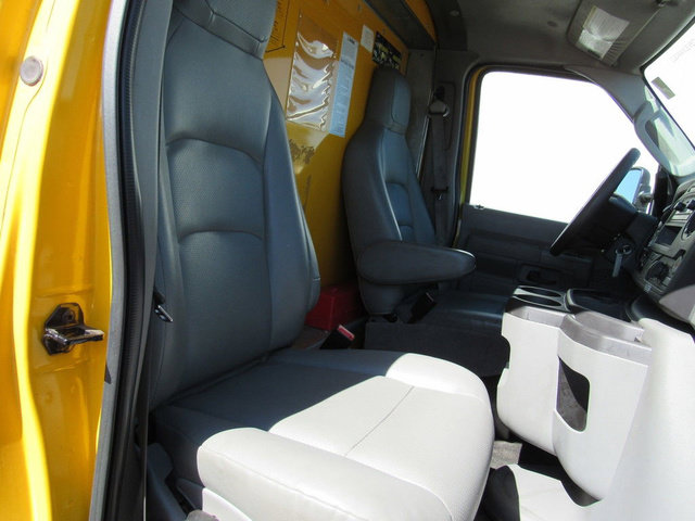 Used 2022 Ford E-350 and Econoline 350 Super Duty RWD image 14