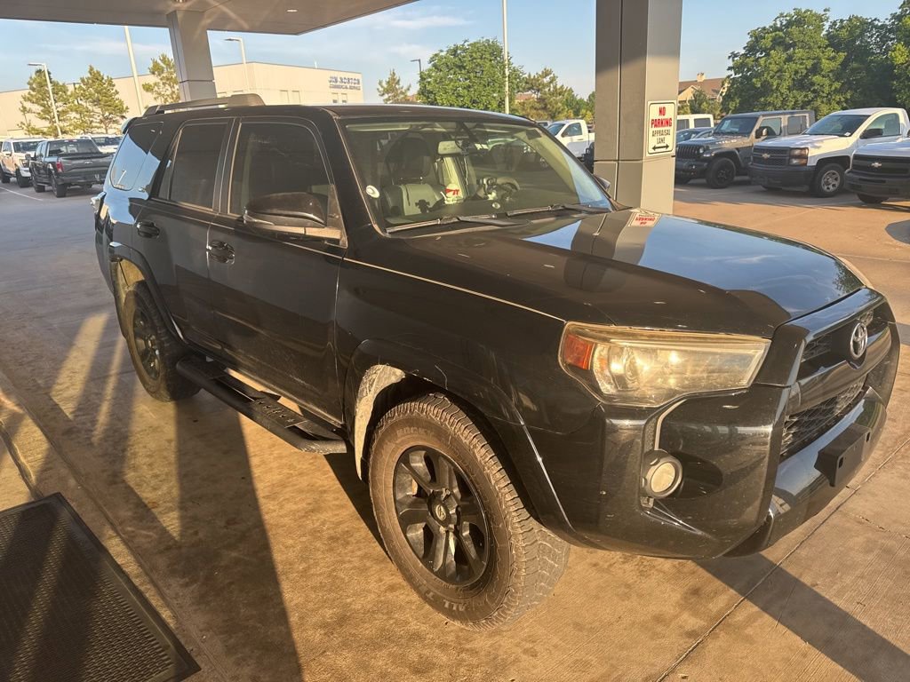 Used 2016 Toyota 4Runner SR5 Premium AWD/4WD image 4