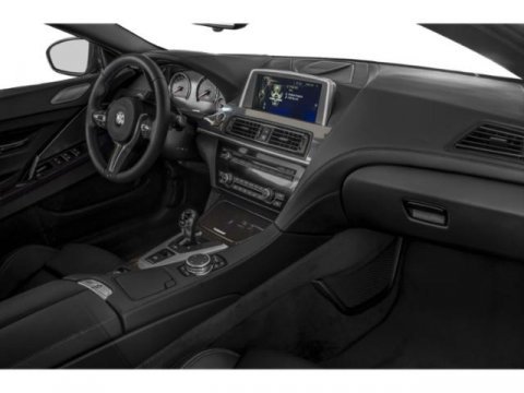 Used 2015 BMW M6 Convertible image 18