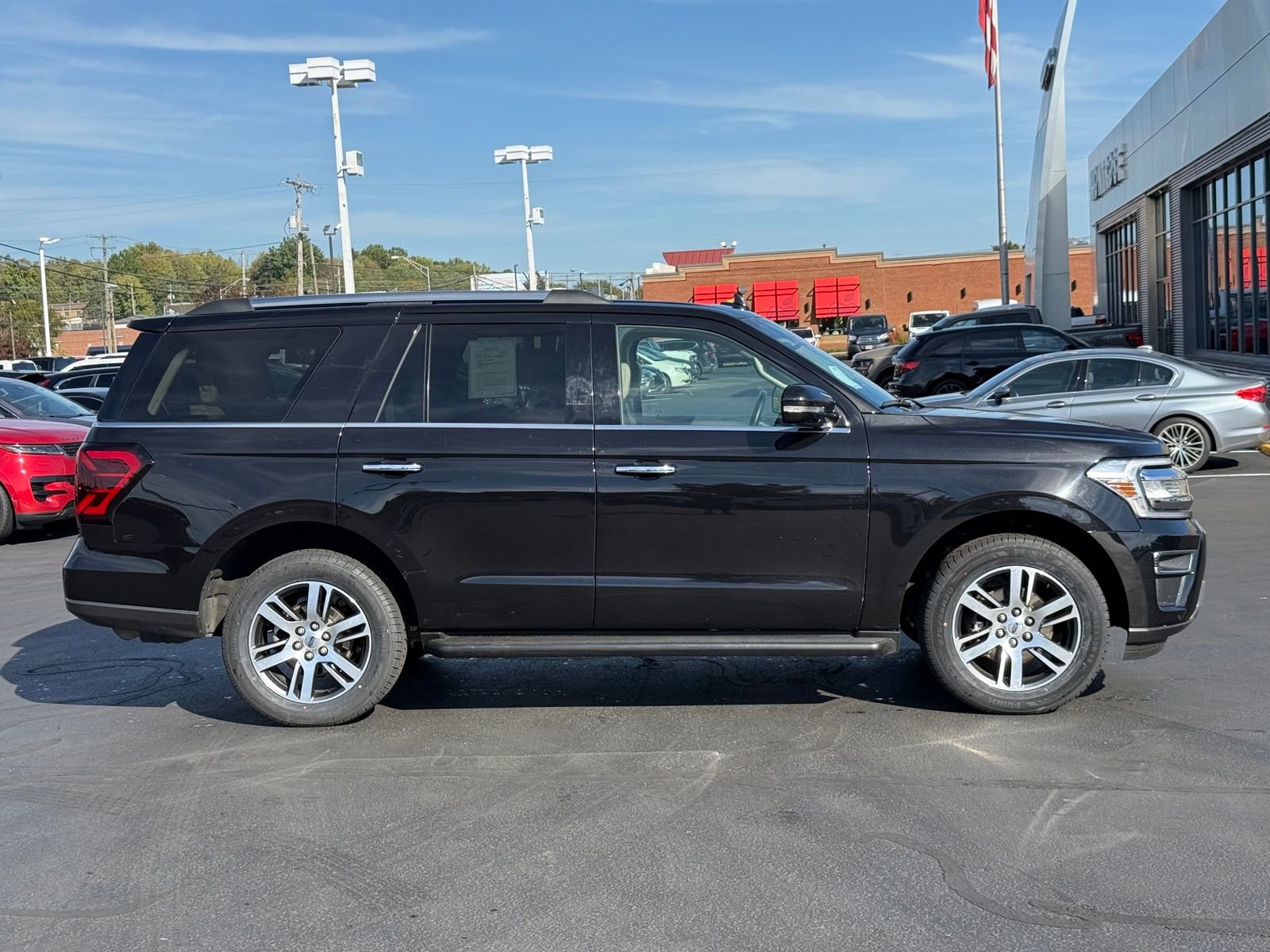 Certified 2024 Ford Expedition Limited image 2