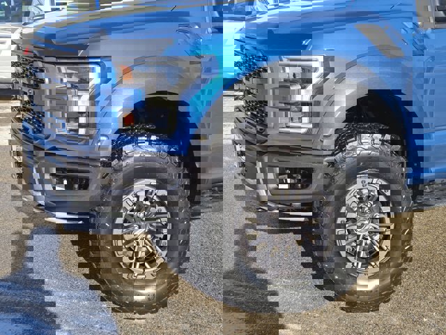 Used 2019 Ford F150 Raptor w/ Equipment Group 802A Luxury image 2