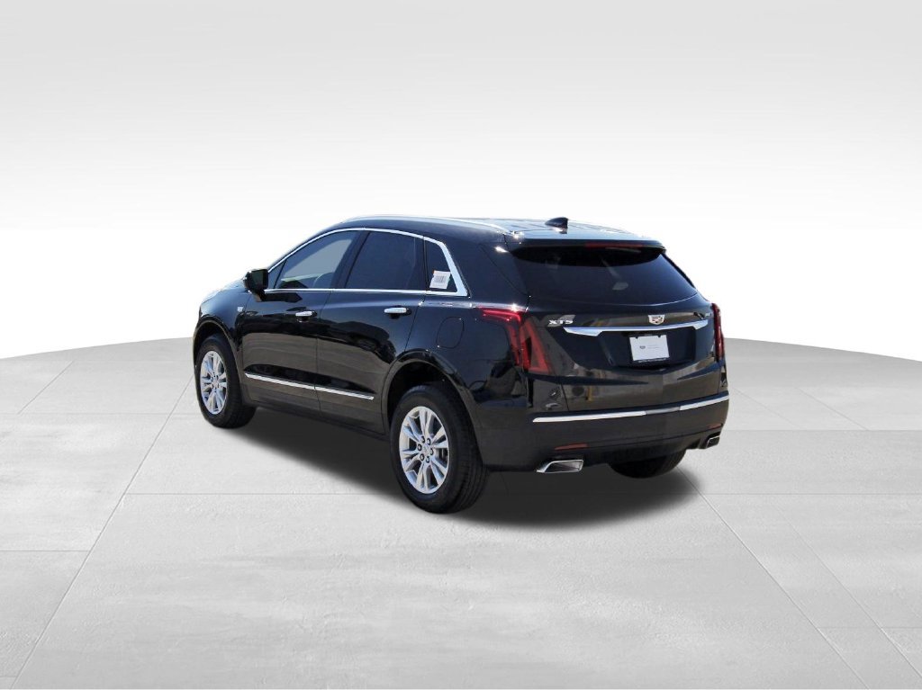 New 2026 Cadillac XT5 Luxury FWD image 3