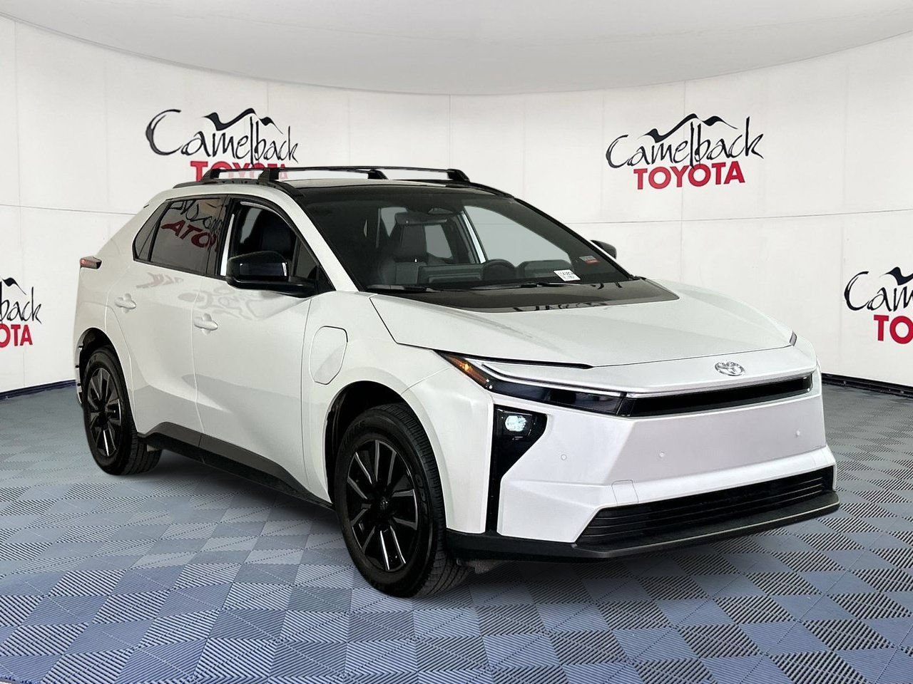 Used 2026 Toyota bZ AWD/4WD image 3