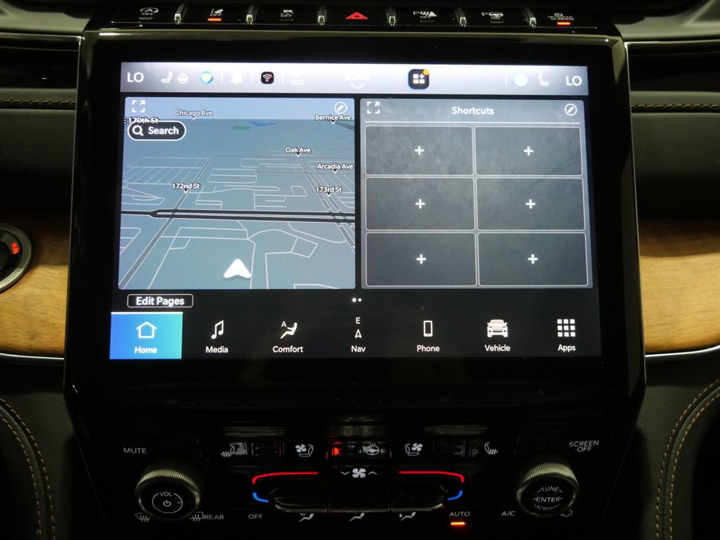 Used 2023 Jeep Grand Cherokee L Summit AWD/4WD image 22