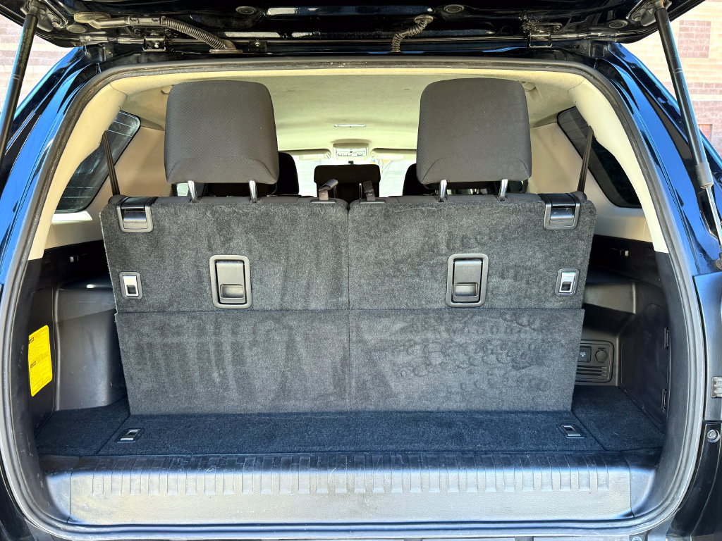 Used 2016 Toyota 4Runner SR5 AWD/4WD image 9