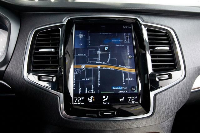 Used 2016 Volvo XC90 T6 Momentum w/ Momentum Plus Package image 14