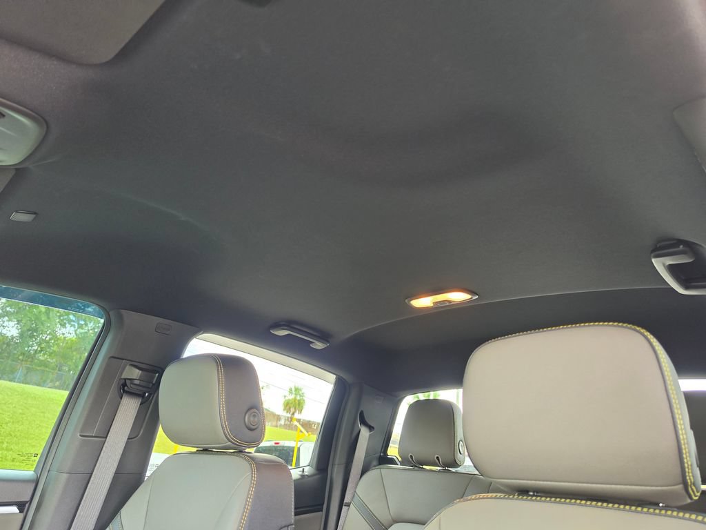 Used 2025 Chevrolet Colorado ZR2 AWD/4WD image 32