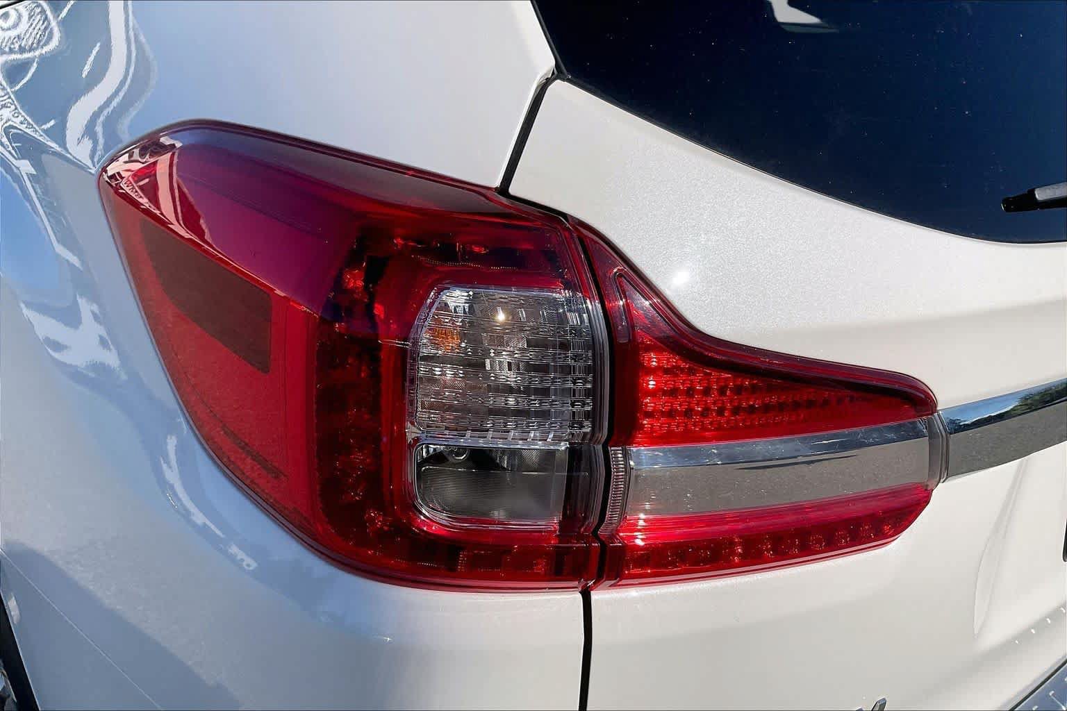 Used 2019 Subaru Ascent Limited w/ Popular Package #2 AWD/4WD image 27