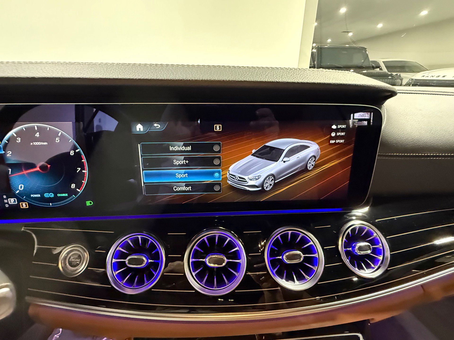 Used 2023 Mercedes-Benz E 450 4MATIC Coupe image 40