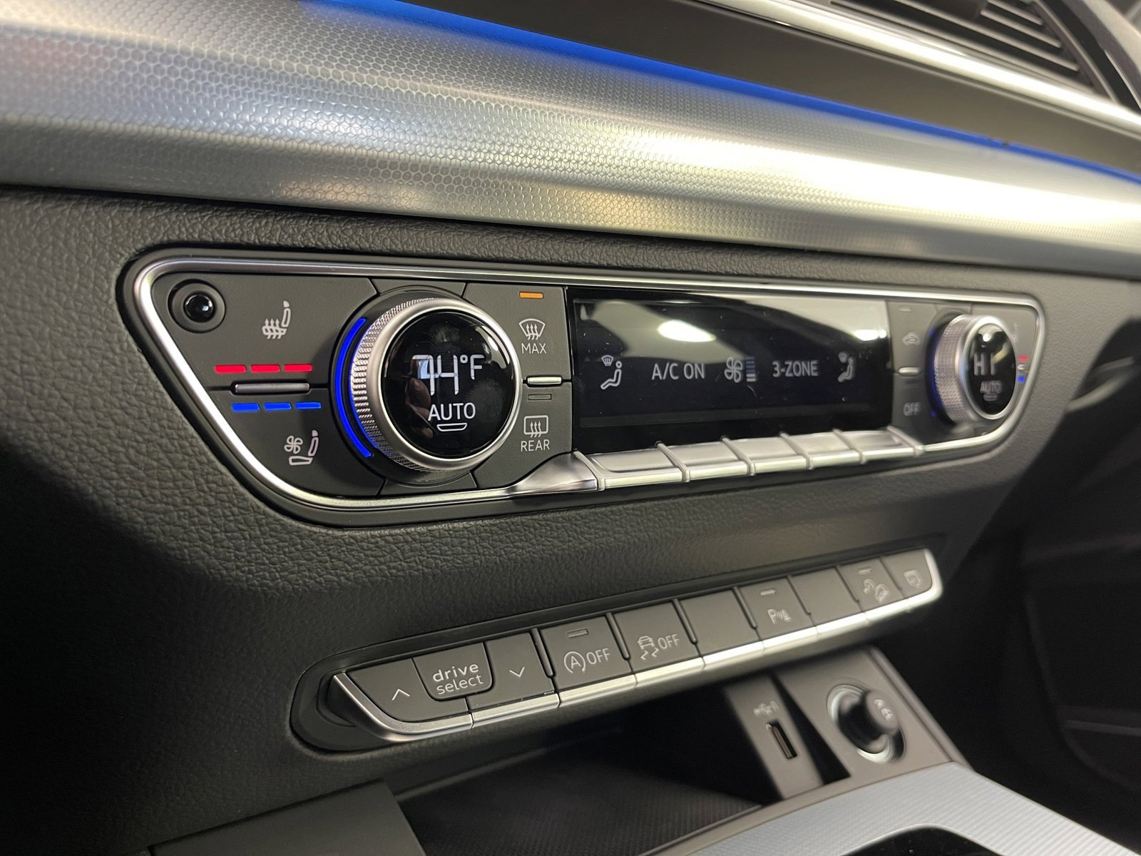 New 2025 Audi Q5 2.0T Premium Plus w/ Premium Plus Package image 34