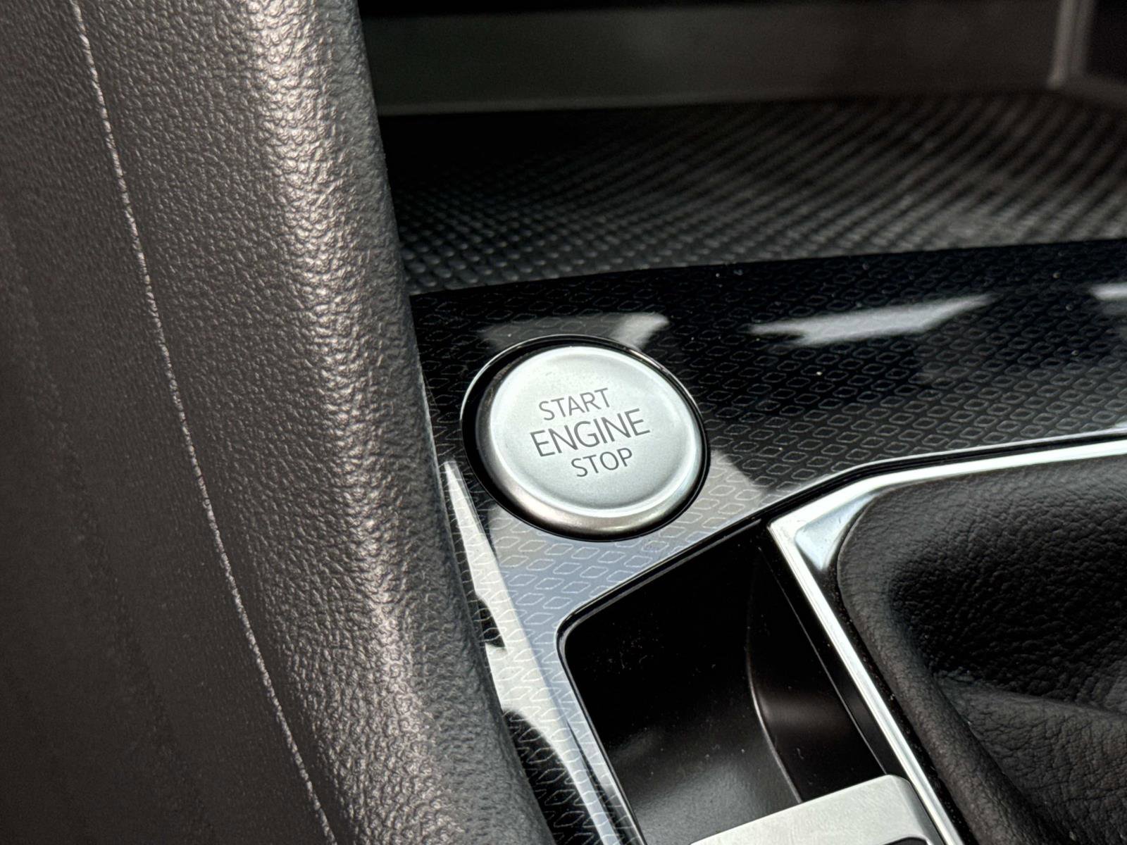 New 2026 Volkswagen Taos S image 18