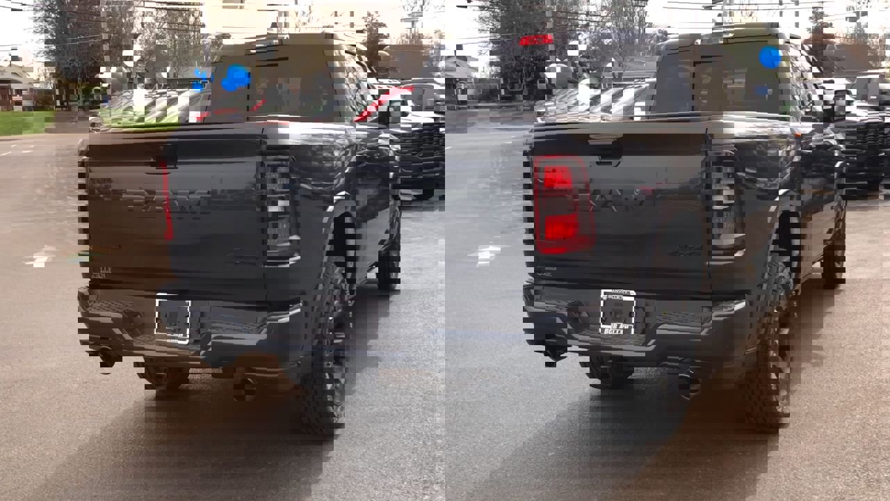 New 2026 RAM 1500 4x4 Crew Cab image 7