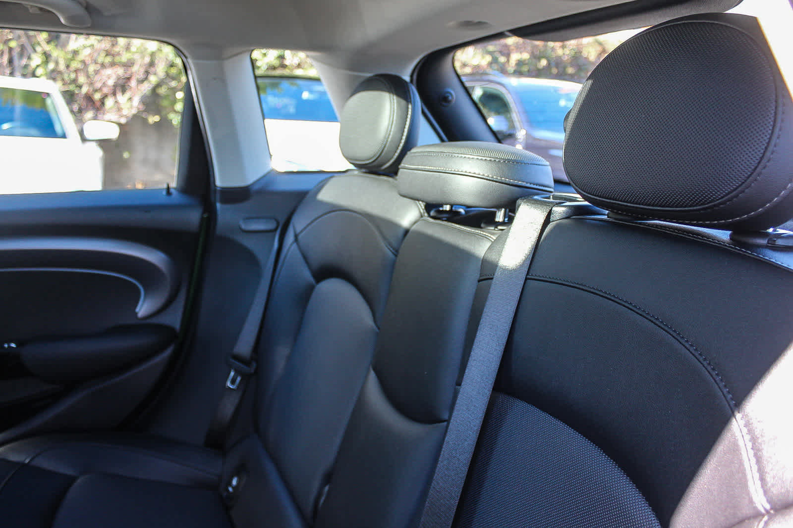 Used 2023 MINI Cooper S image 18