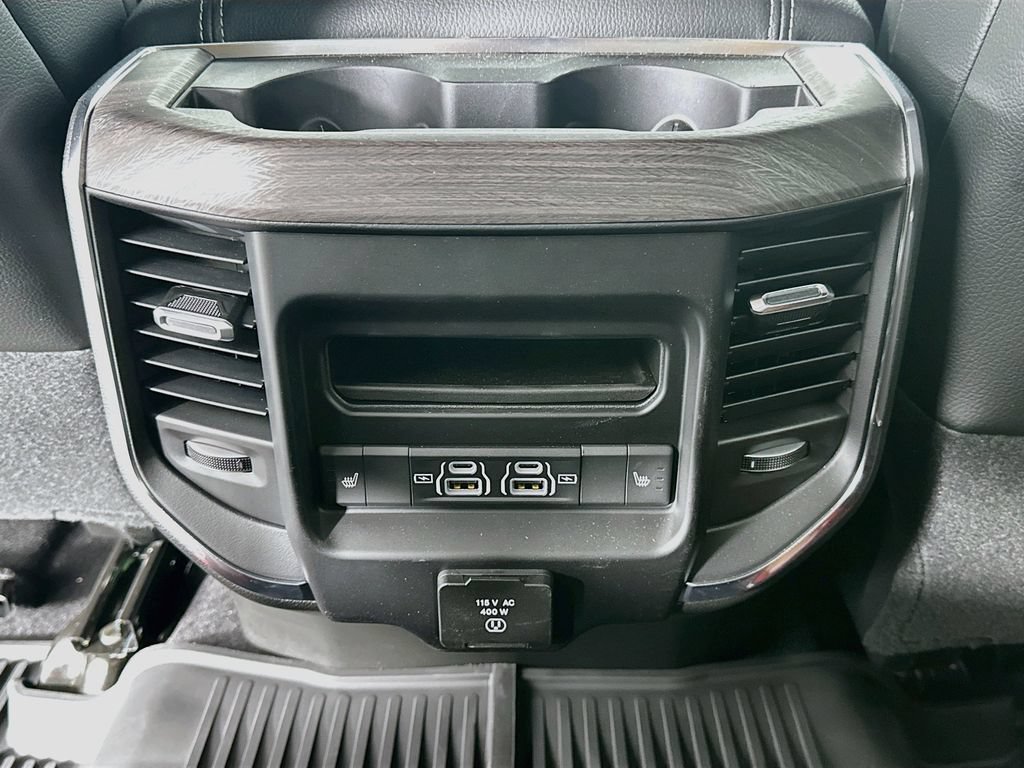Used 2026 RAM 3500 Laramie AWD/4WD image 22