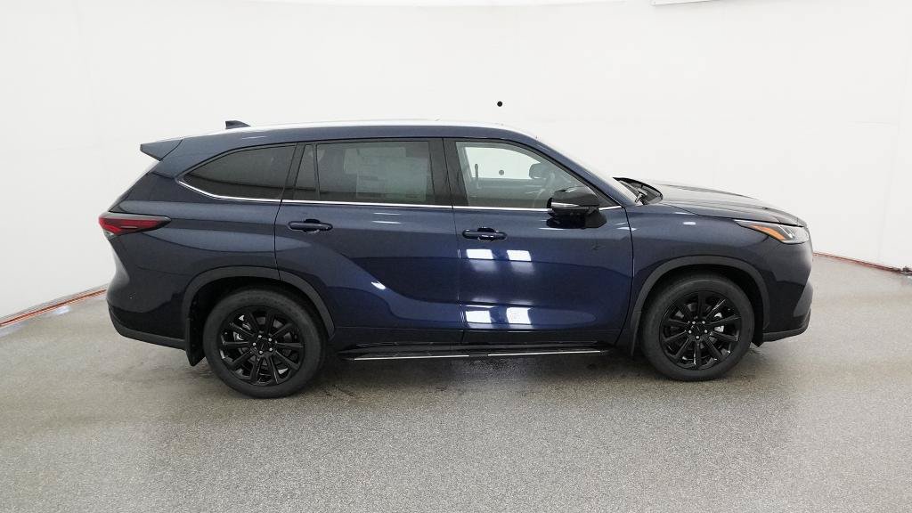 New 2026 Toyota Highlander Limited AWD/4WD image 14