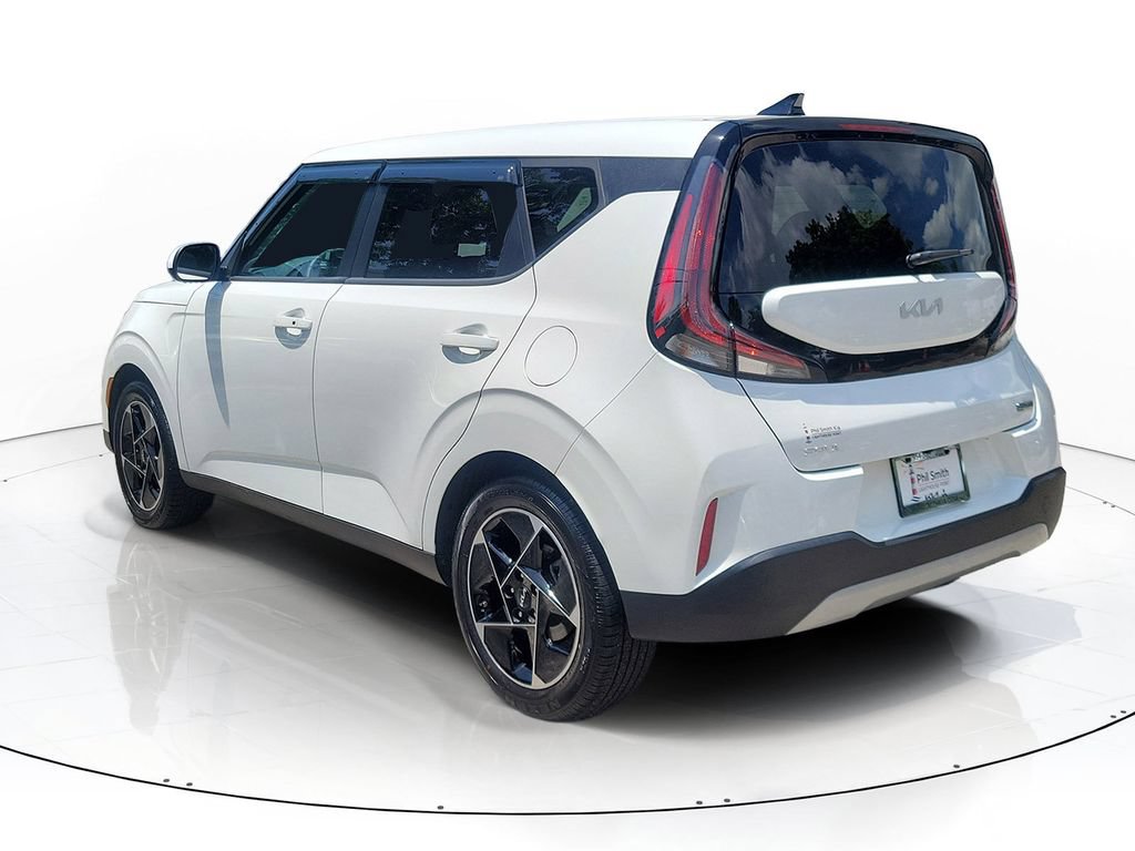 Certified 2025 Kia Soul EX FWD image 7
