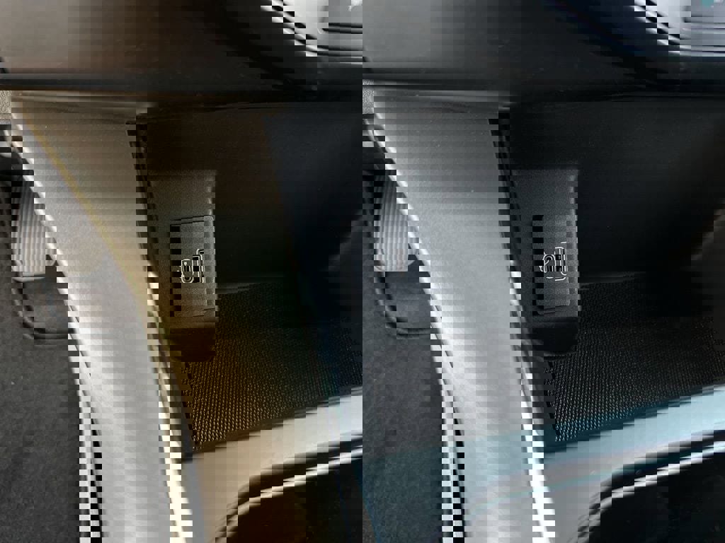 New 2025 Ford F150 Lightning Flash image 51