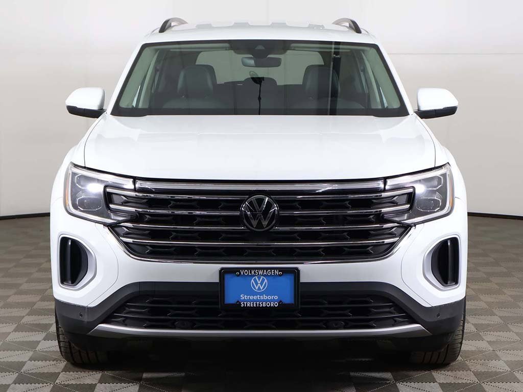 Used 2024 Volkswagen Atlas SE image 12