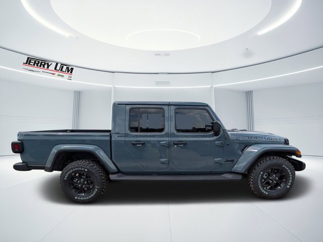 New 2025 Jeep Gladiator Sport image 32