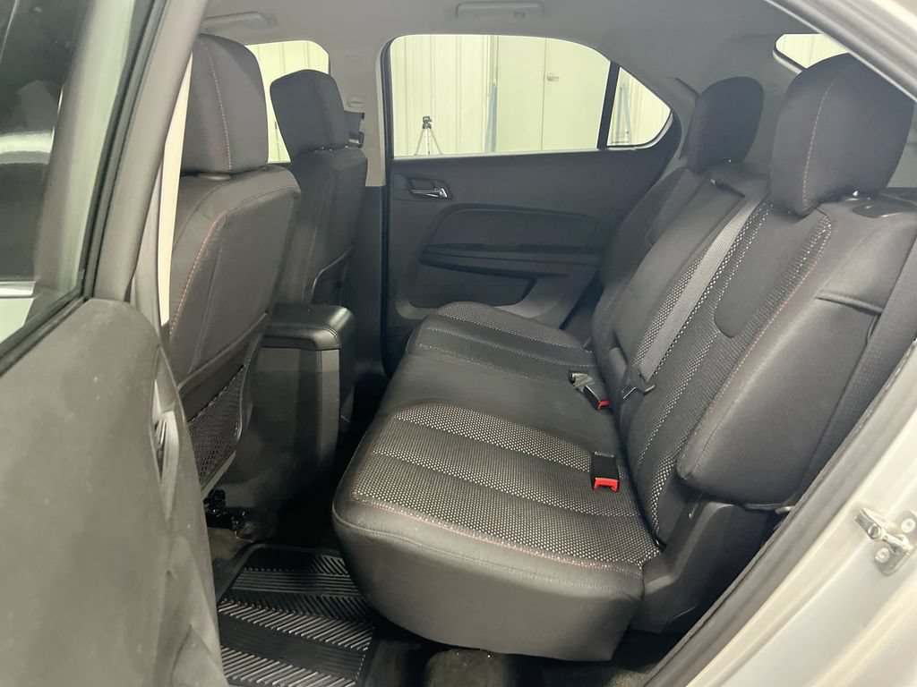 Used 2017 Chevrolet Equinox LT FWD image 22