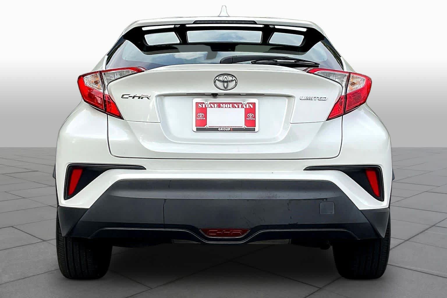 Used 2019 Toyota C-HR Limited FWD image 5
