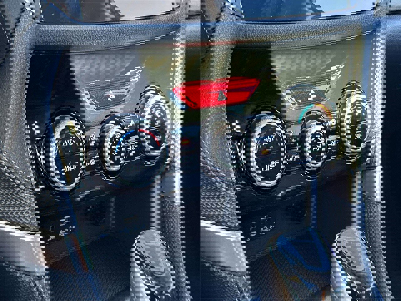 Certified 2023 Subaru Forester Limited image 25