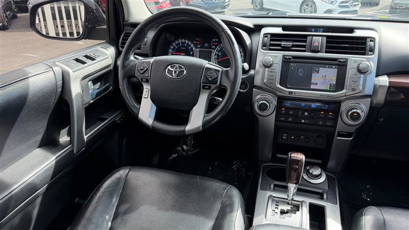 Used 2017 Toyota 4Runner Limited AWD/4WD image 17