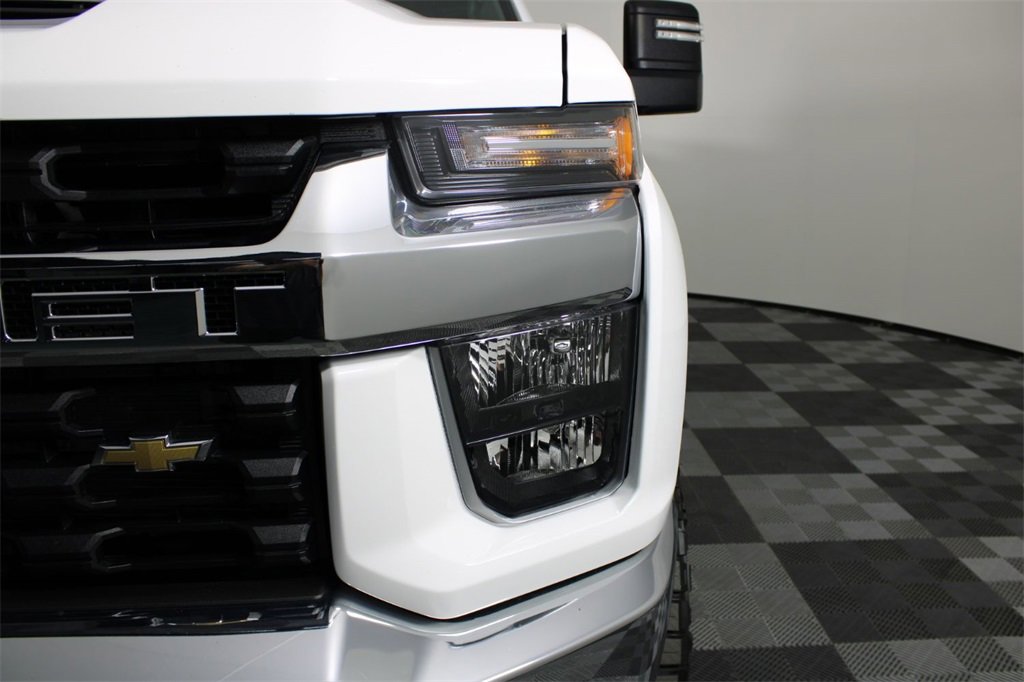Used 2021 Chevrolet Silverado 2500 LT w/ Fleet Comfort Package image 3