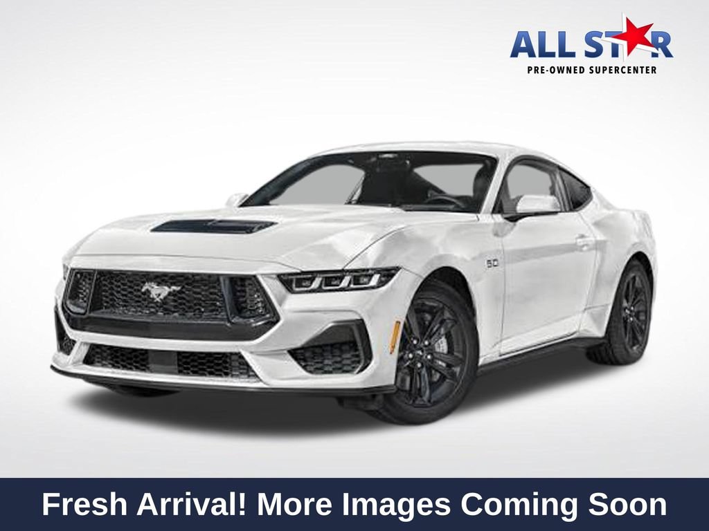 Used 2024 Ford Mustang Convertible RWD image 1