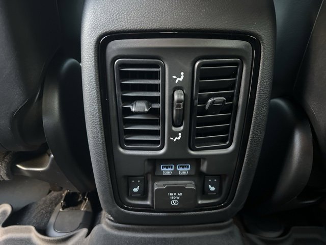 Used 2023 Dodge Durango R/T image 17