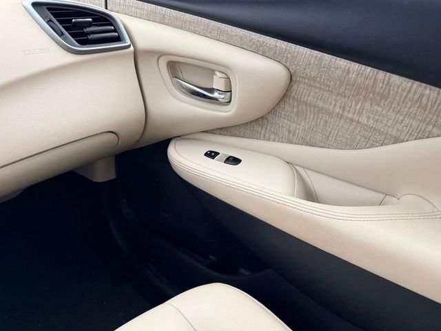 Used 2022 Nissan Murano SV image 24