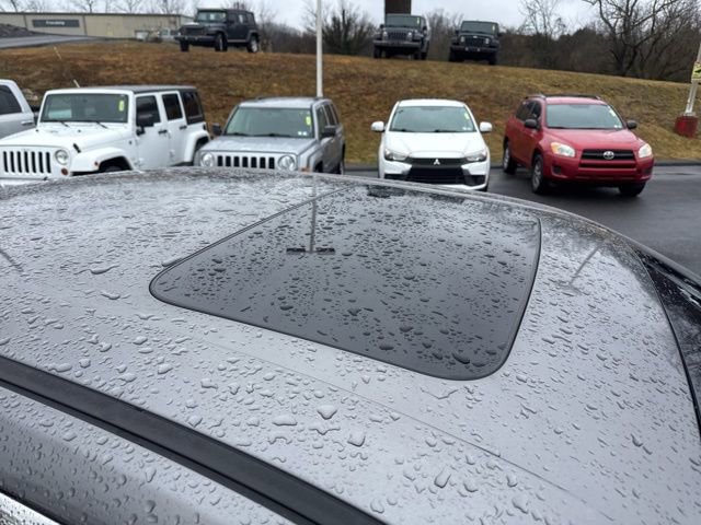 Used 2013 Ford Taurus SEL image 10