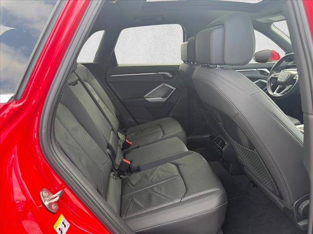 Used 2019 Audi Q3 2.0T Premium AWD/4WD image 22