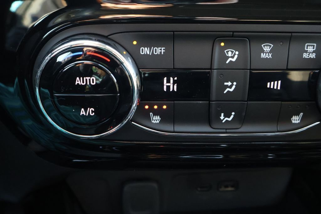 New 2026 Chevrolet Trax LT w/ LT Convenience Package FWD image 27