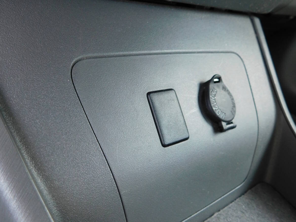 Used 2011 Toyota Prius Two FWD image 21