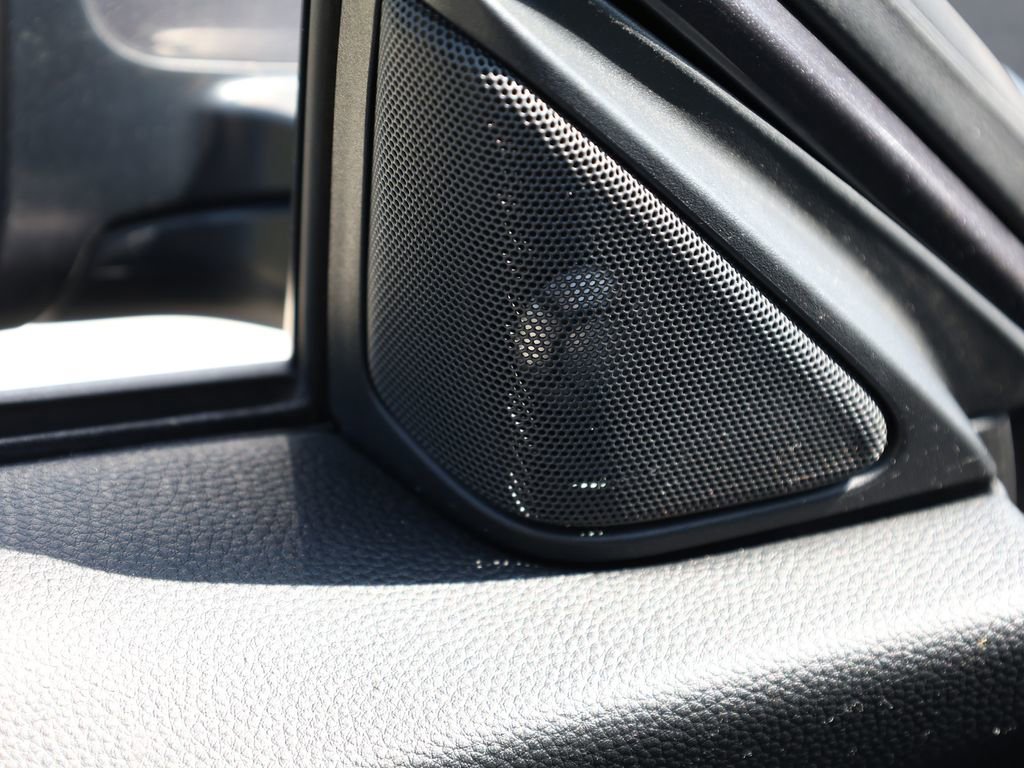Used 2018 Honda Accord EX-L image 11