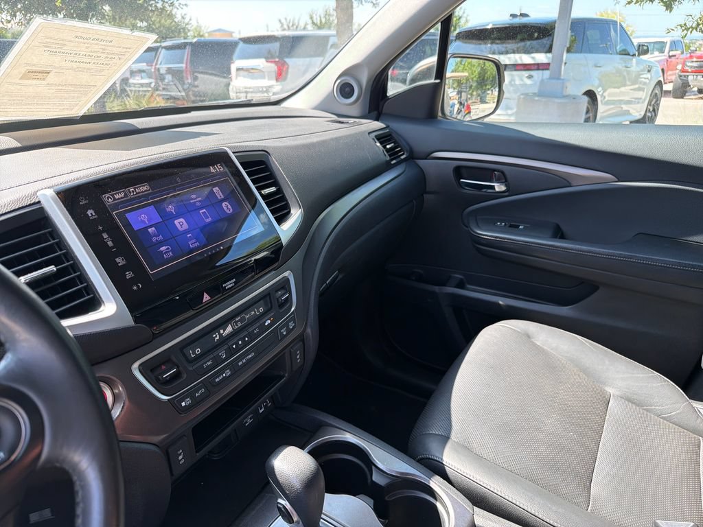 Used 2017 Honda Ridgeline RTL-T image 25